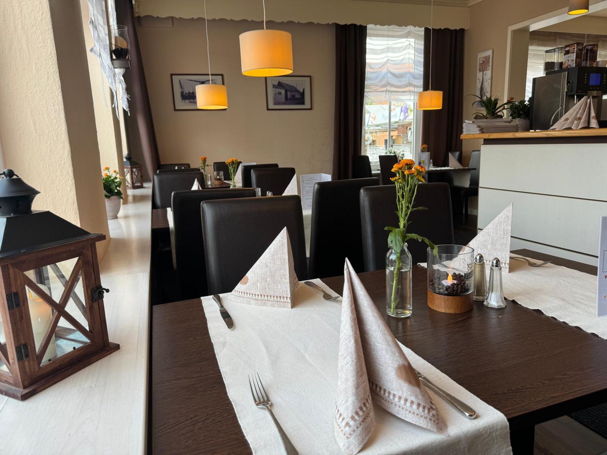 Alte Schmiede Hotel & Restaurant جورك المظهر الخارجي الصورة